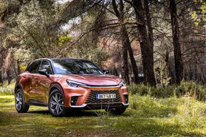 Test: Lexus LBX Hybrid 136Ps